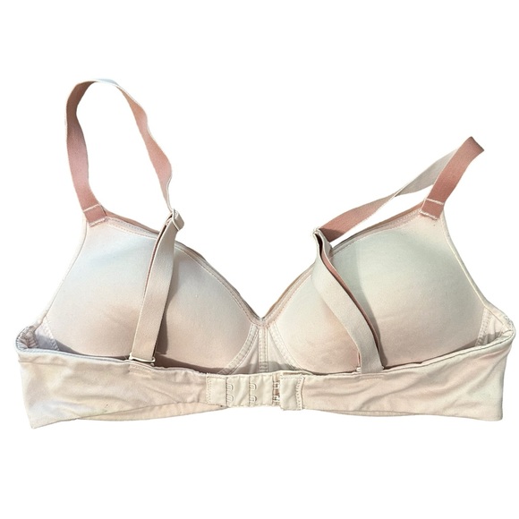 Calvin Klein Womens Microfiber Wirefree Bra Size Small - Picture 6 of 10